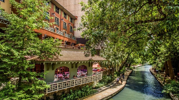 Hotel Valencia Riverwalk image 1